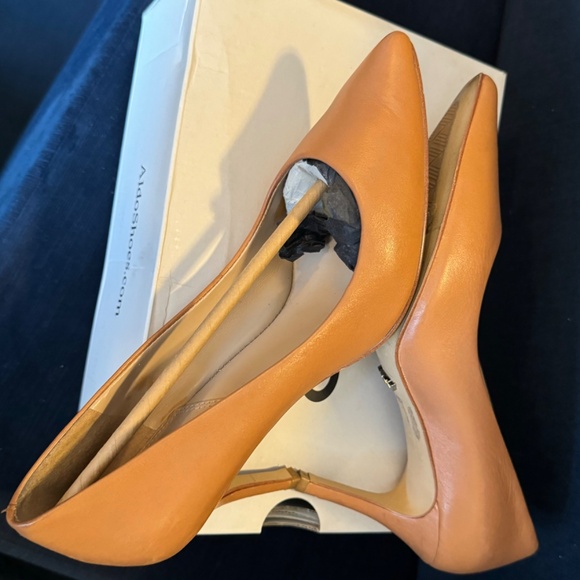 ALDO Coronitiflex Leather Stiletto High Heel Tan sz 6, 3.25" - Picture 11 of 13
